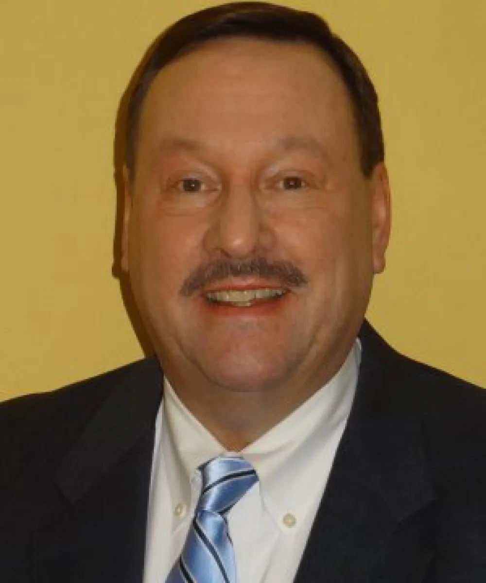Charles L. Schlapp headshot